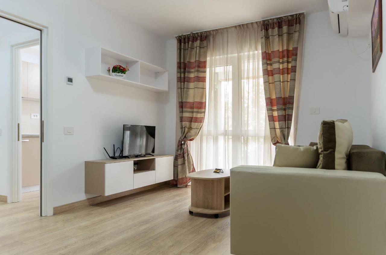 Luxury Apartments Newton By Glam Iasi Extérieur photo