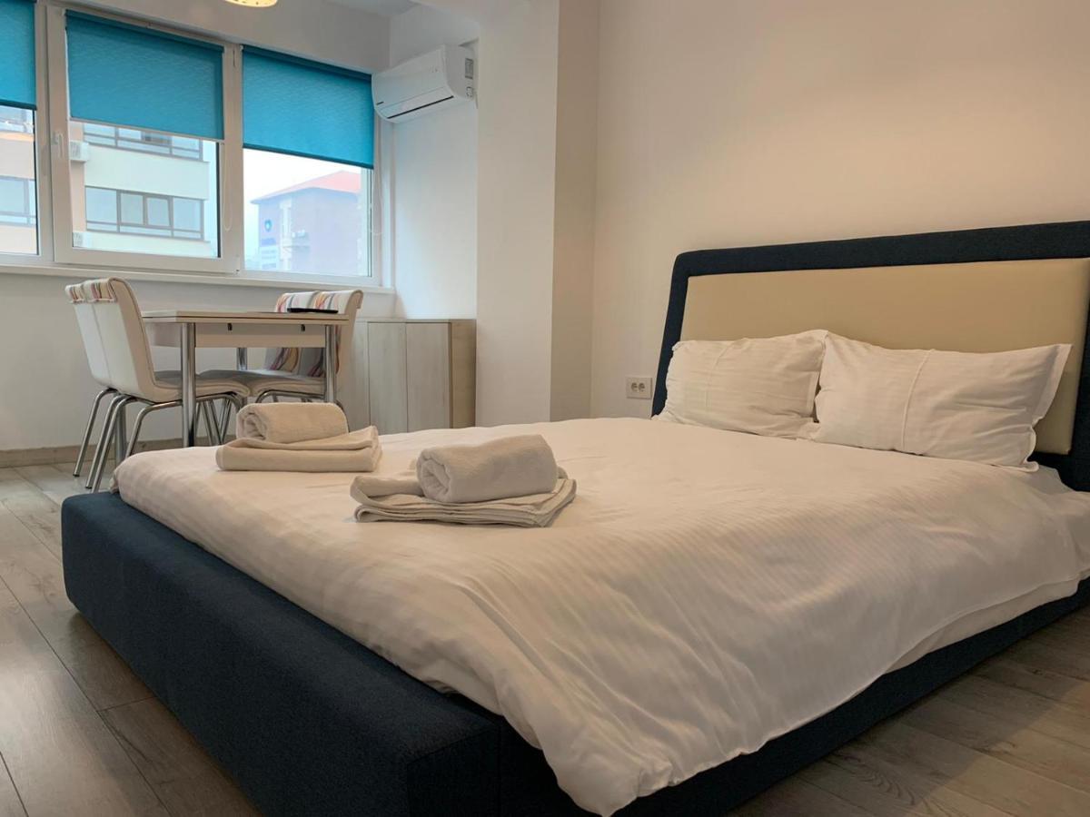 Luxury Apartments Newton By Glam Iasi Extérieur photo