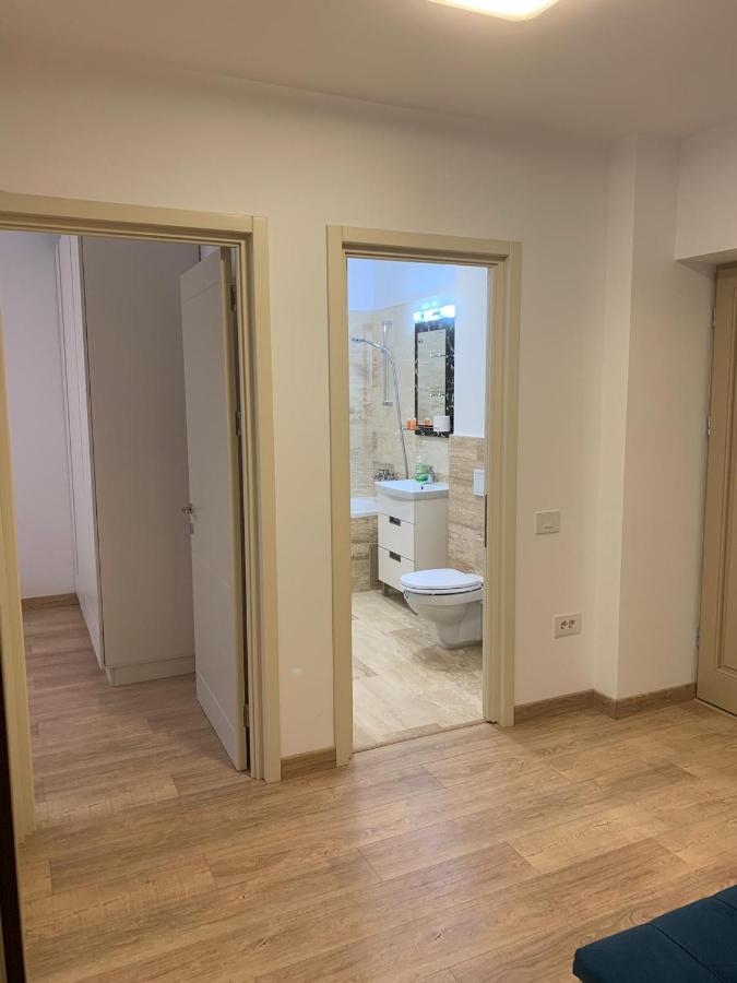 Luxury Apartments Newton By Glam Iasi Extérieur photo
