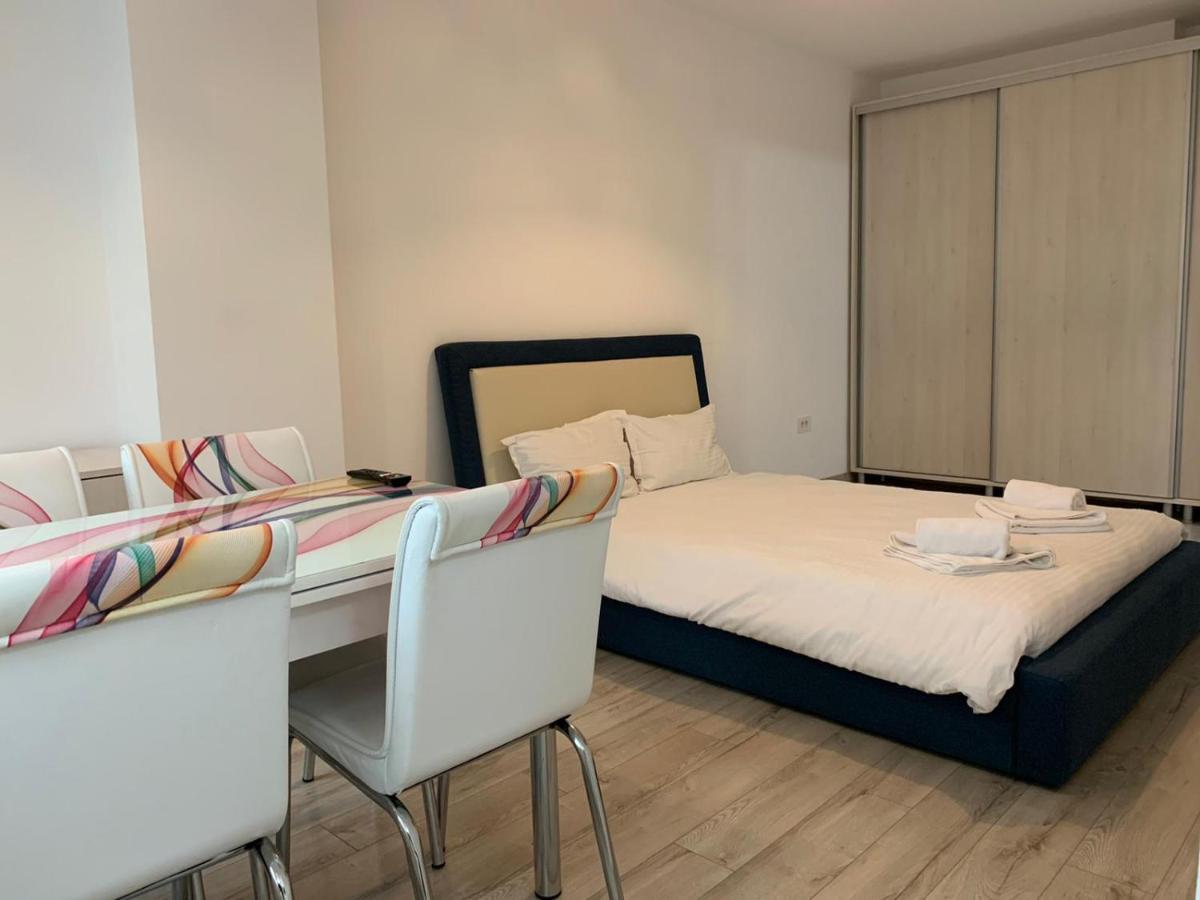 Luxury Apartments Newton By Glam Iasi Extérieur photo