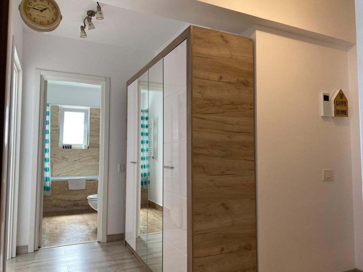 Luxury Apartments Newton By Glam Iasi Extérieur photo