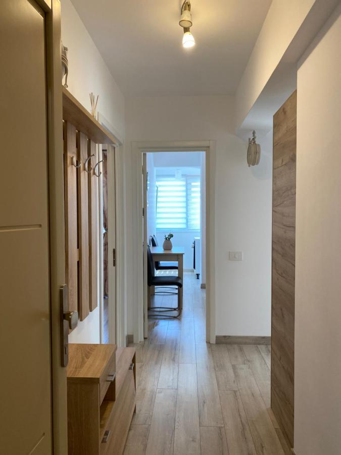 Luxury Apartments Newton By Glam Iasi Extérieur photo